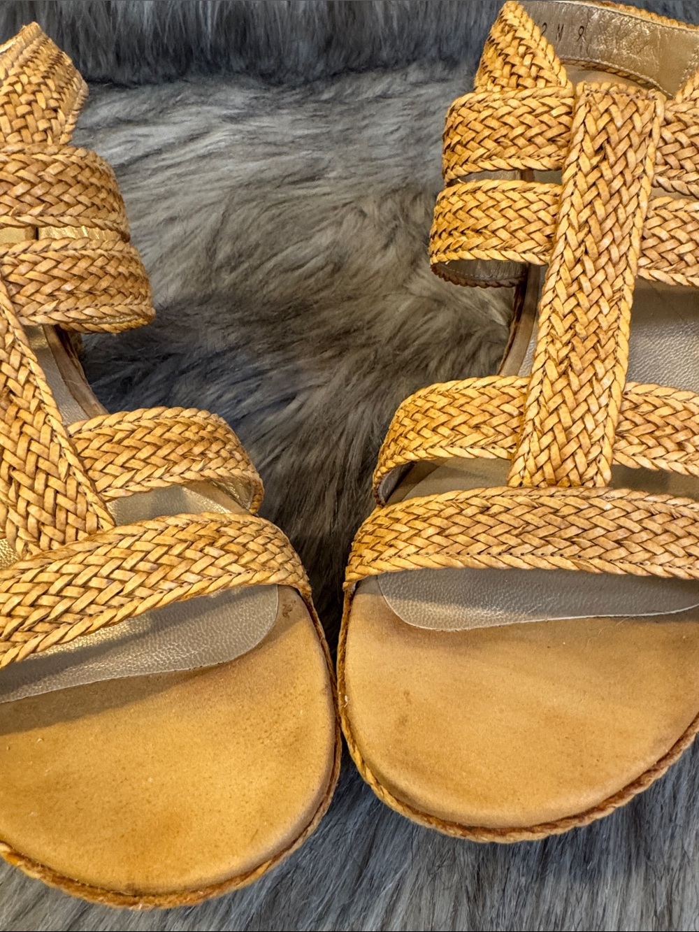 Stuart Weitzman Braided Platform Wedge Sandals in Tan Size 9 - Picture 5 of 10